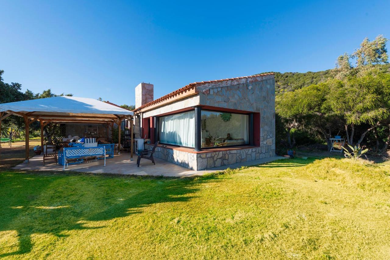 B&B Bithia Chia Exterior foto